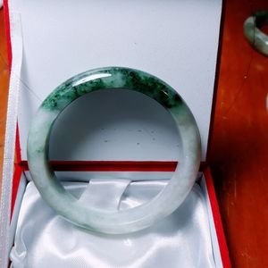 Lavender and green jade bangle